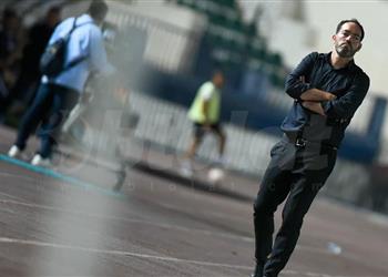 وكيل سواريش يرد عبر بطولات على أنباء إبلاغ الأهلي للمدرب بالرحيل