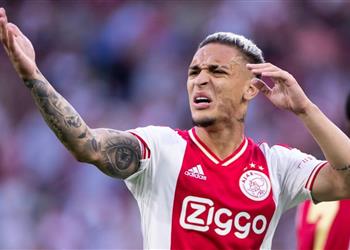 تقارير مانشستر يونايتد يتوصل إلى اتفاق مع أياكس بشأن أنتوني