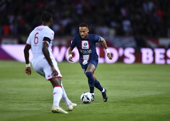 فيديو باريس سان جيرمان يكتفي بتعادل إيجابي مع موناكو في الدوري الفرنسي