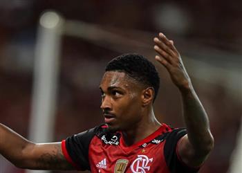 الاتفاق السعودي يعلن تعاقده مع البرازيلي فيتينهو