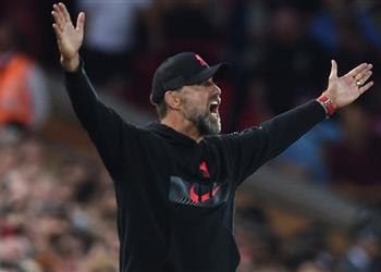 كلوب يلمح لإمكانية الدفع بشباب أمام نيوكاسل ويحذر لديهم آلة ومهاجمهم حيوان