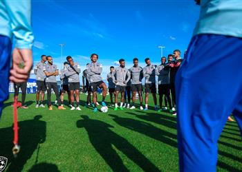 الهلال السعودي يتحدى لعنة الإسبان في مواجهة ألميريا ودي ا