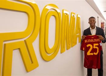 رسمي ا روما يعلن التعاقد مع فينالدوم من باريس سان جيرمان