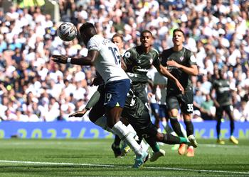 لاعب توتنهام بعد هدفه في ساوثهامبتون كونتي كان سيقتلني لو لم أسجل