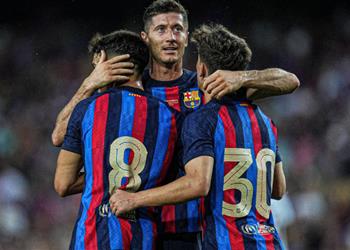 بيدري بعد سداسية برشلونة في كأس خوان جامبر أستمتع بأداء ليفاندوفسكي