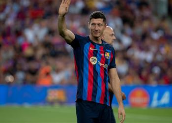 ليفاندوفسكي يعتذر لجماهير بايرن ميونخ ويوضح سبب تجاهله لـ ريال مدريد