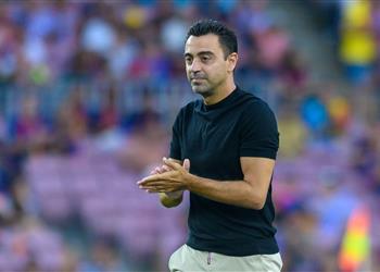 موندو ديبورتيفو لاعب برشلونة يطلب من تشافي السماح برحيله