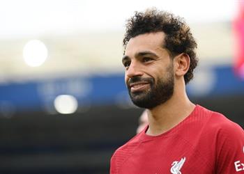 مدافع ليدز محمد صلاح أفضل لاعب في الدوري الإنجليزي لسبب بسيط