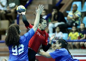 الأهلي يكتسح الزمالك في دوري اليد للسيدات