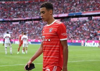 موسيالا يوضح مدى جاهزيته لمواجهة برشلونة بعد إصابته في مباراة بايرن ميونخ وشتوتجارت