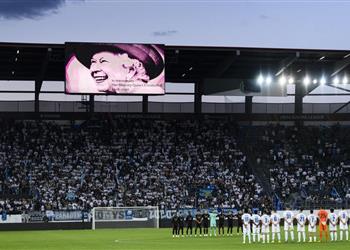 رسمي ا تأجيل مباراة في دوري أبطال أوروبا بسبب وفاة الملكة إليزابيث