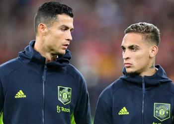 أنتوني لا توجد كلمات لوصف رونالدو وألعب للترفيه مع مانشستر يونايتد
