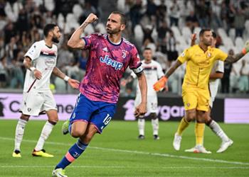 فيديو ليلة البطاقات الحمراء يوفنتوس يخطف تعادل ا مثير ا أمام ساليرنيتانا و الفار يحرمه من الفوز بالوقت القاتل