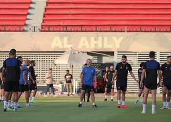 بعد أزمة هولندا الشركة المنظمة ت علن تأجيل معسكر الأهلي قبل الموسم الجديد