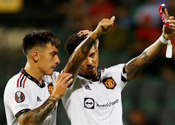 سانشو يوضح سر احتفاله بعد هدفه في مباراة مانشستر يونايتد وشيريف