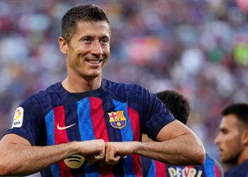 تشكيل برشلونة ضد إلتشي في الدوري الإسباني ليفاندوفسكي أساسيا