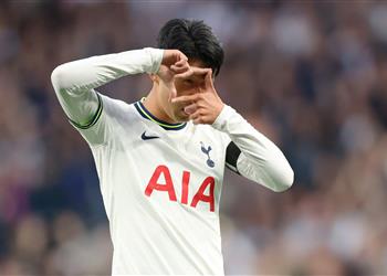 فيديو سون هيونج يكسر صيامه ويسجل هاتريك رائع في مباراة توتنهام وليستر سيتي