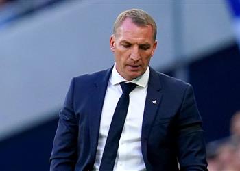 مدرب ليستر سيتي عن إمكانية إقالته بعد الهزيمة المذلة أمام توتنهام أنا لست أحمق ا