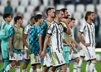 سكاي إيطاليا توجه نقد ا لاذع ا لـ يوفنتوس أي مشروع