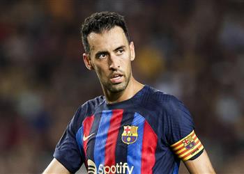 تقارير كتالونية بوسكيتس سيرحل عن برشلونة والبديل مودريتش الجديد