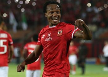 كايزر تشيفز يحبط جماهيره بشأن التعاقد مع بيرسي تاو من الأهلي