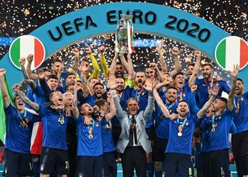 تقارير يويفا يتراجع عن خطته بشأن زيادة منتخبات يورو إلى 32 فريق ا