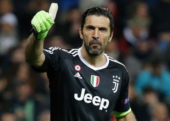 بوفون رشحت حارس ا لـ يوفنتوس لكن لم يفكر به أحد