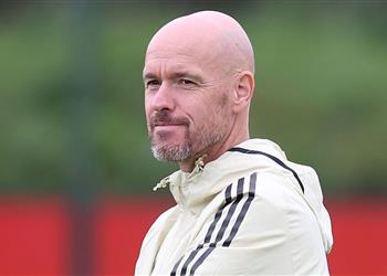 مانشستر يونايتد ينافس برشلونة على صفقة دفاعية من الدوري الفرنسي