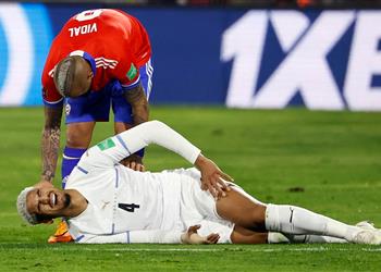 ضربة مزدوجة لبرشلونة وأوروجواي الإصابة قد ت نهي عام 2022 لـ أراخو