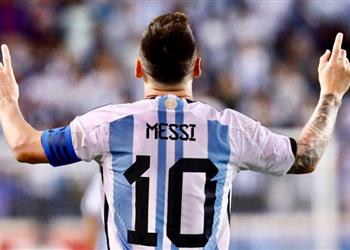 ميسي الأفضل لا يتوج بدوري الأبطال وفوز الأرجنتين على السعودية سيمنحنا راحة البال في مونديال قطر