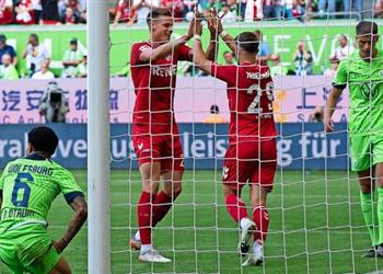 فيديو عمر مرموش يشارك في سقوط فولفسبورج برباعية من كولن بالدوري الألماني