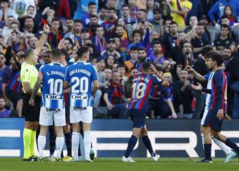 جوردي ألبا لا أتفهم سبب طردي أمام إسبانيول ولم أرتكب خطأ