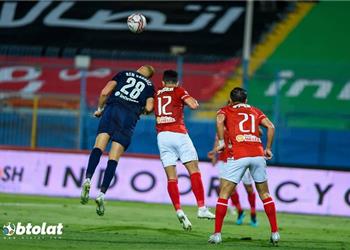 الأهلي يبحث عن استعادة صدارة الدوري في مواجهة نارية أمام بيراميدز