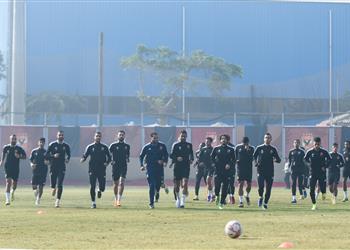 مران الأهلي ظهور أكرم توفيق في التتش ولاعب الفريق يتدرب منفرد ا