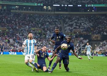 برشلونة يستهدف التعاقد مع لاعب فرنسا بعد تألقه في المونديال