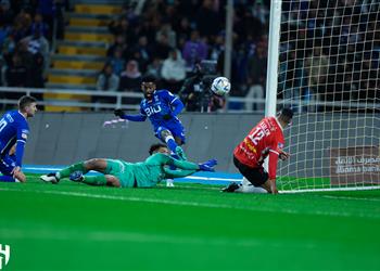 بالفيديو الهلال يسقط في فخ التعادل أمام الرائد بـ الدوري السعودي
