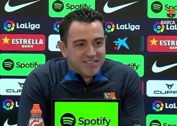 تشافي لسنا مرشحين للفوز بالسوبر الإسباني ولم أتحدث مع ديباي