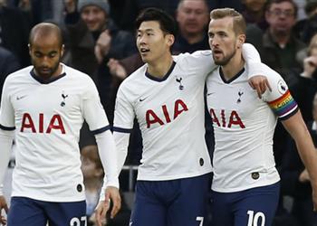 تقارير توتنهام يسمح لمهاجمه بالرحيل مجان ا