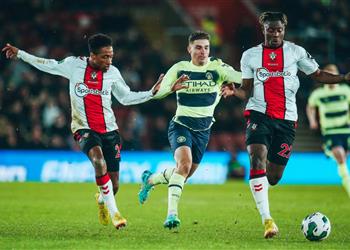 فيديو ساوثهامبتون يطيح بـ مانشستر سيتي من كأس الرابطة ويتأهل إلى نصف النهائي