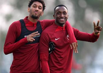 موعد والقنوات الناقلة لمباراة قطر والإمارات في خليجي 25