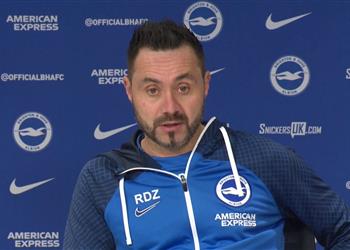 سوء السلوك دي زيربي يعلن غياب هداف برايتون أمام ليفربول