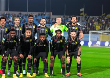 تشكيل اتحاد جدة أمام الباطن في الدوري السعودي موقف أحمد حجازي وطارق حامد