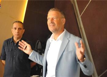 اجتماع بين اتحاد الكرة ورابطة الأندية مع كلاتنبرج بشأن أوضاع التحكيم