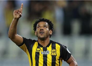 رومارينيو ي حطم رقم أسطورة اتحاد جدة في الدوري السعودي