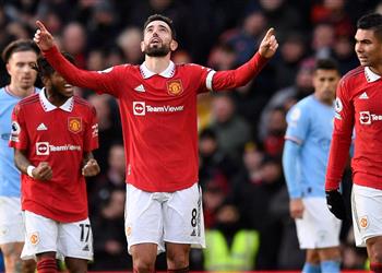 بيتر تشيك يستنكر احتساب هدف برونو فرنانديز أمام مانشستر سيتي