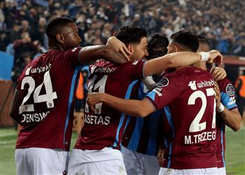 فيديو تريزيجيه يصنع هدف فوز طرابزون سبور على باشاك شهير في الدوري التركي