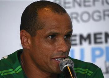 ريفالدو يحذر برشلونة من بيع ثنائي الفريق سأشعر بصدمة