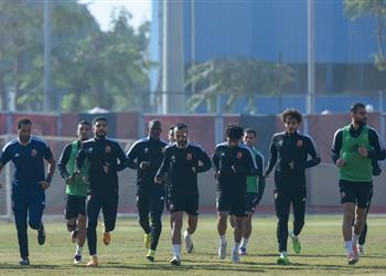 مران الأهلي كولر يحاضر اللاعبين وتدريبات بدنية مكثفة استعداد ا لـ سموحة
