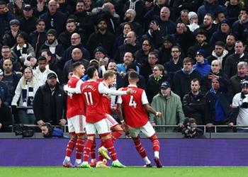 فيديو لندن حمراء والحلم مازال مستمر ا آرسنال يعزز صدارته بفوز هام على توتنهام مستغل ا تعثر مانشستر سيتي