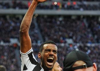 فيديو نيوكاسل يقتنص فوز ا قاتلا أمام فولهام ويصعد للمركز الثالث بالدوري الإنجليزي